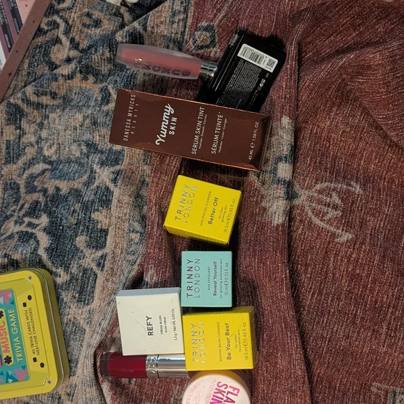 Trinny London Skincare Set - Picture 3 of 7